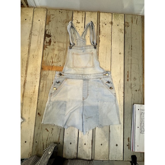 Hollister Pants - Hollister High-Rise Mom Short Overall 4" Preowned "Shortall" Very Good Condition